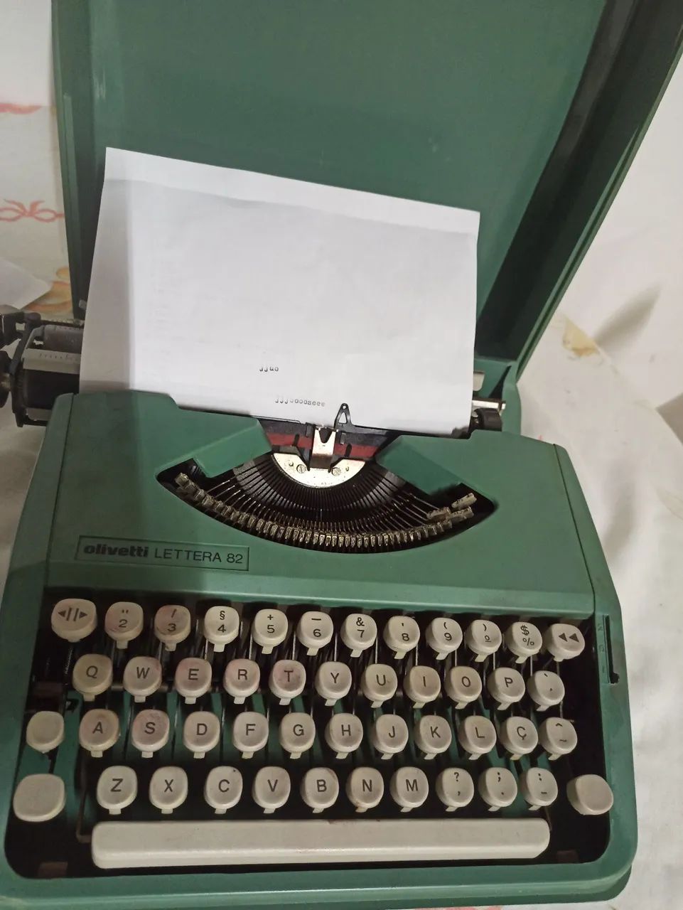 Máquina de datilografia antiguidade  - Foto 4