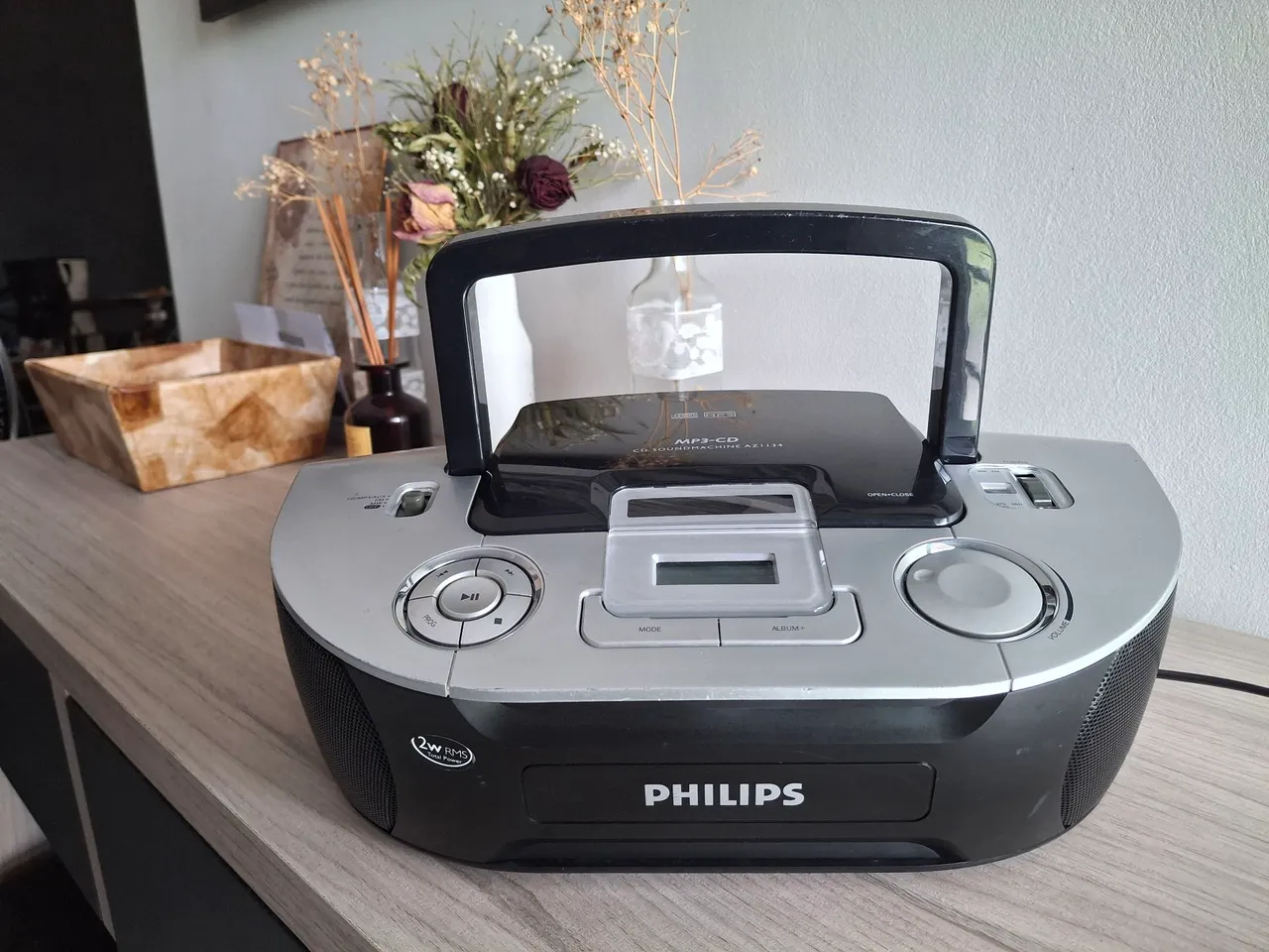 RÁDIO PORTÁTIL PHILIPS AZ 1134