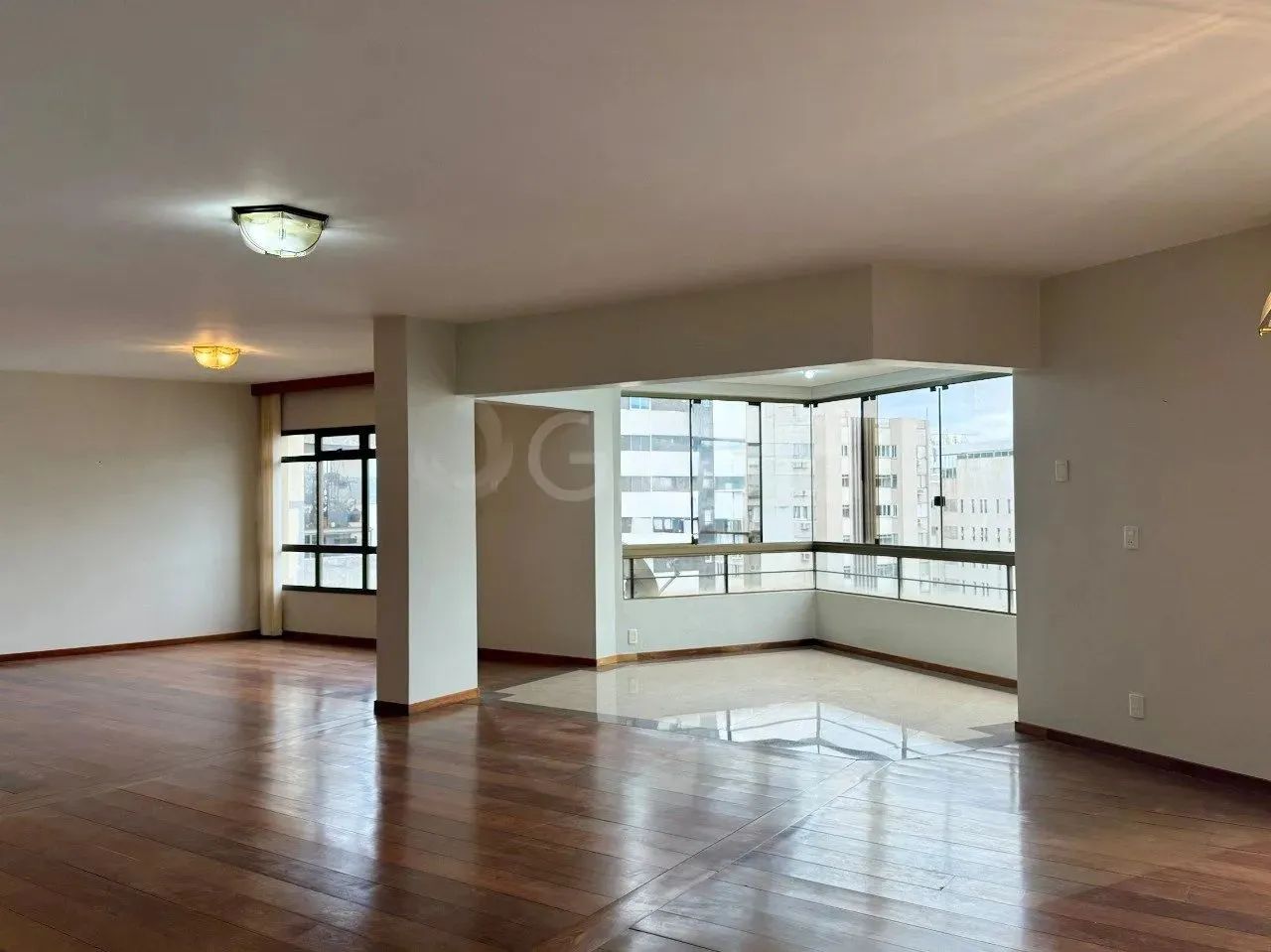 Apartamento com 5 quartos na Agronômica - Foto 5