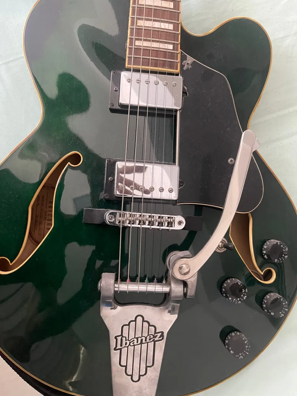 Ibanez Artcore semi-acustica