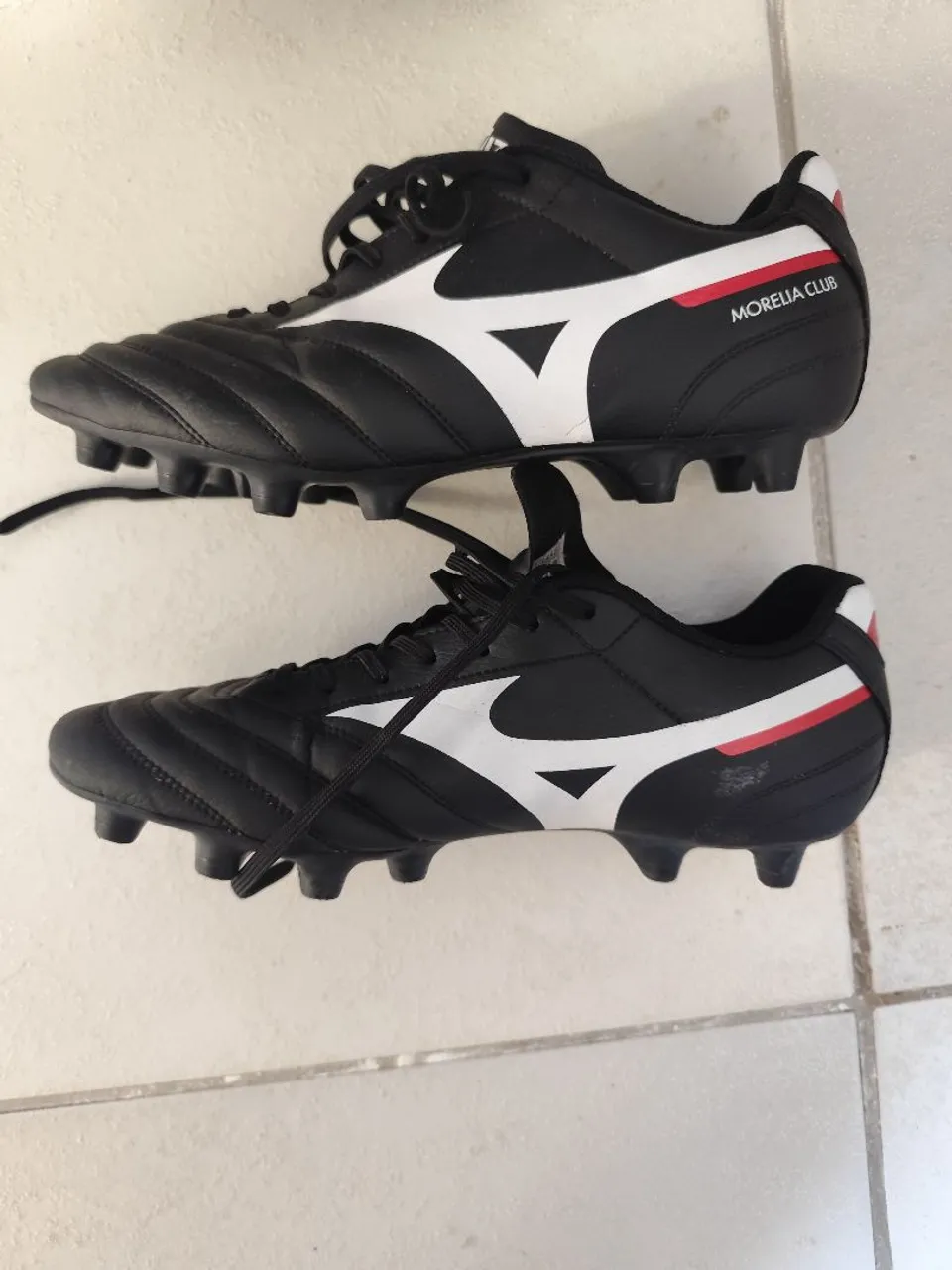 Chuteiras Mizuno Morelia Club
