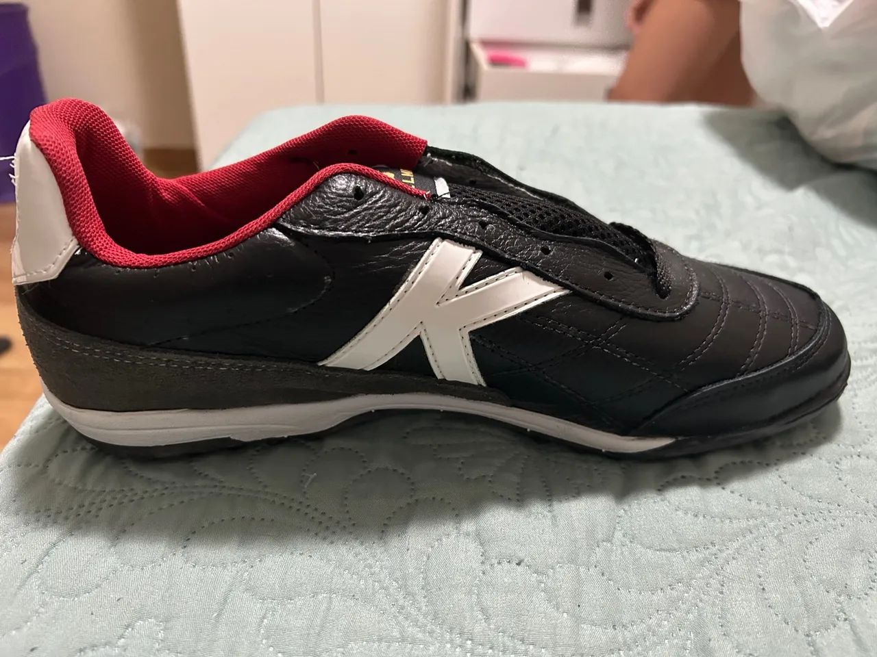 Chuteira society preta Kelme TAM 43-44 - Foto 2