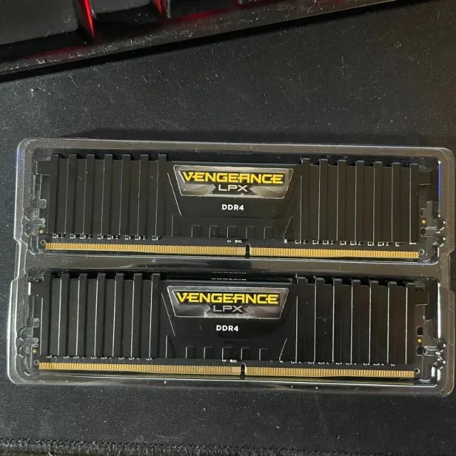 DDR4 3200mhz 16GB (2x8GB) Memory64385503072769123