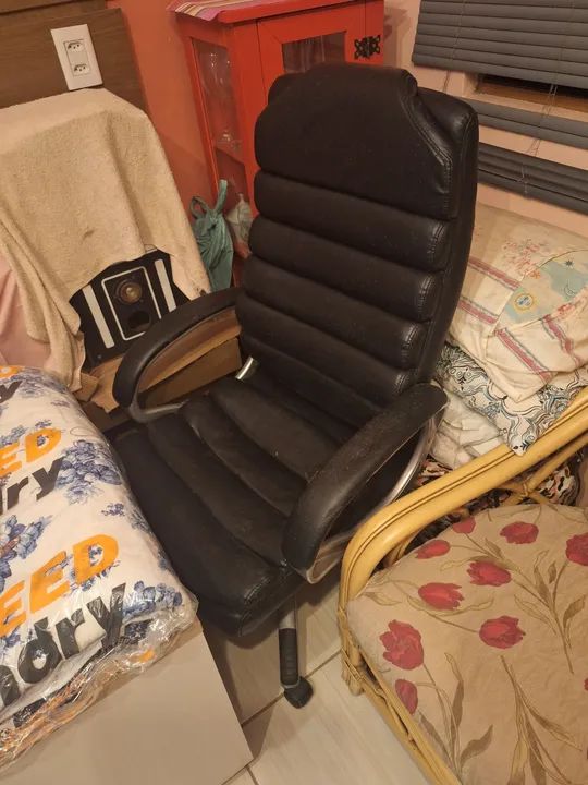 Cadeira escritório  - Foto 3