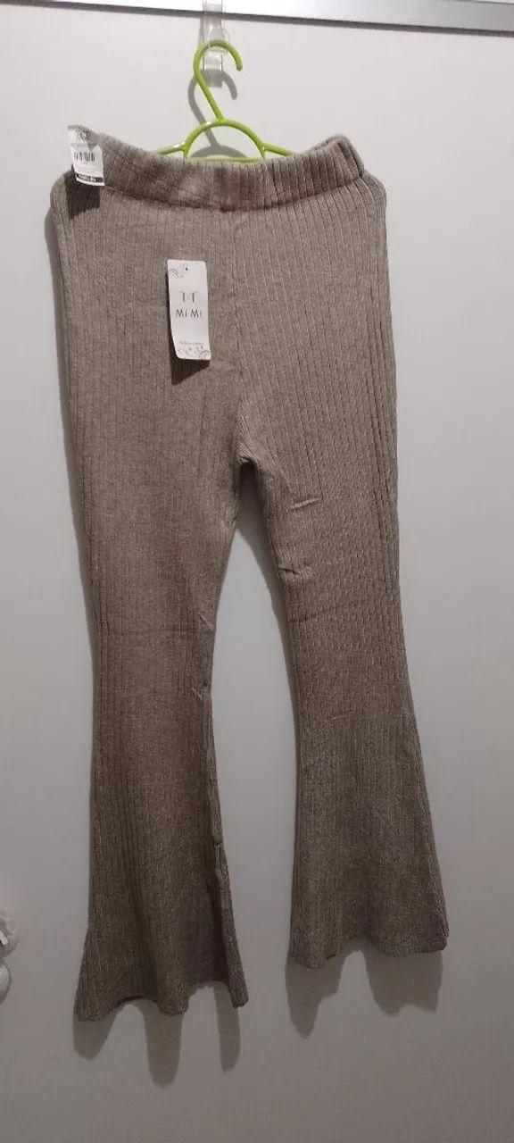 Calça Flare Tricô Canelada Bege
