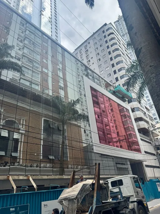 ed grand place 4 suites (FG ) balneário Camburiu , direitos R$ 2.450.000.00