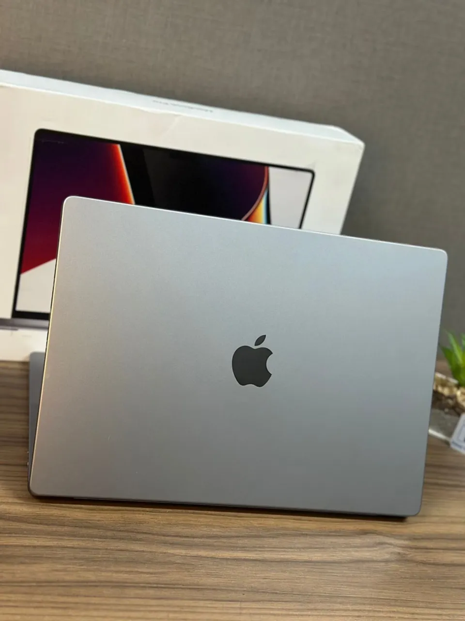 MacBook Pro A2338 2022 M2 16GB 256GB SSD Bateria 151 13,3 Cor