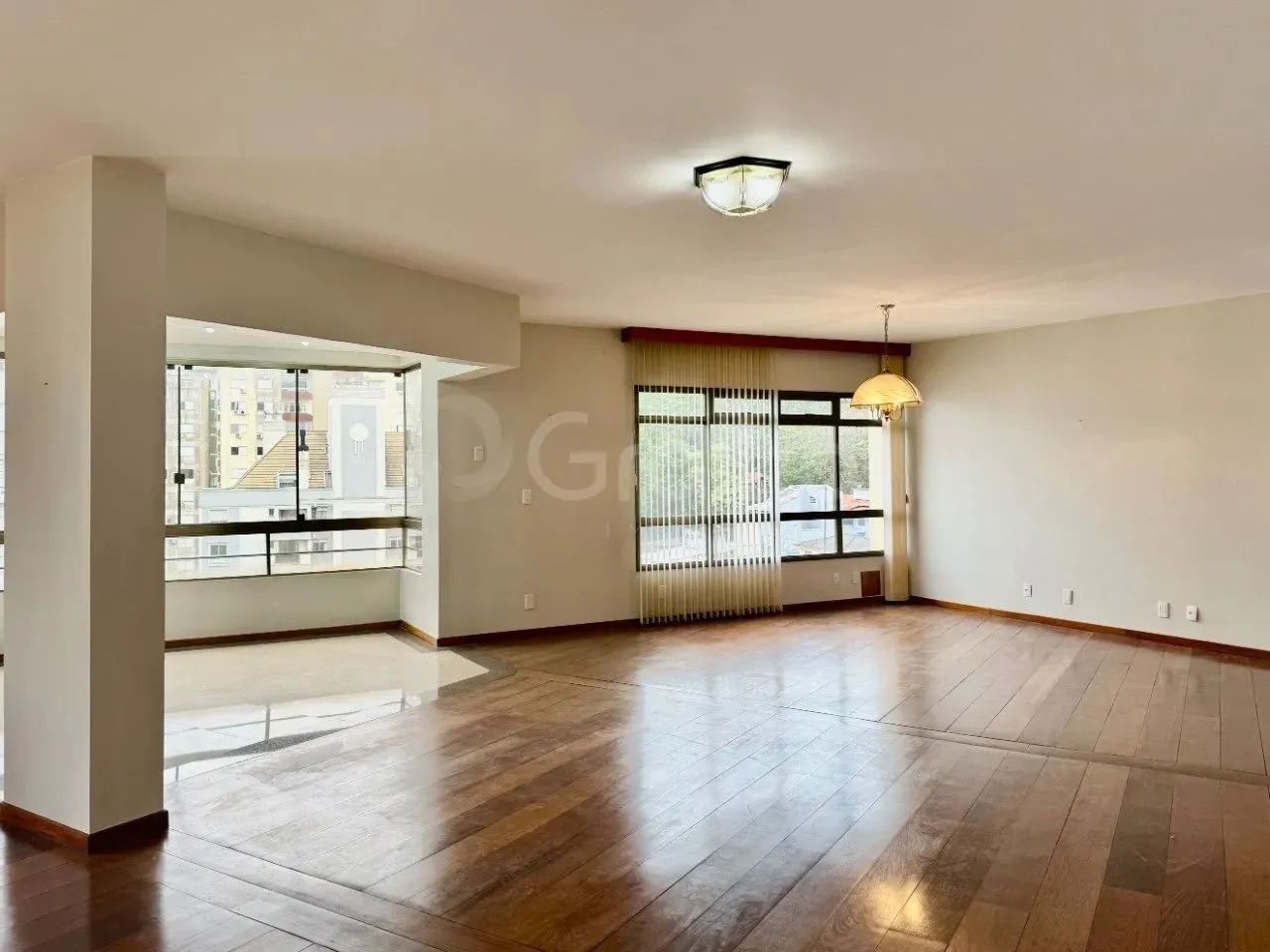 Apartamento com 5 quartos na Agronômica - Foto 2