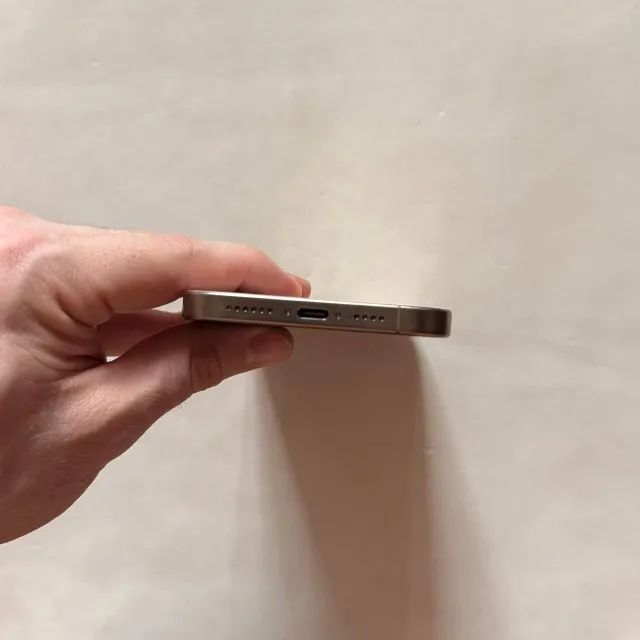 iPhone 16 Pro Max 256GB (Impecável) - Foto 3