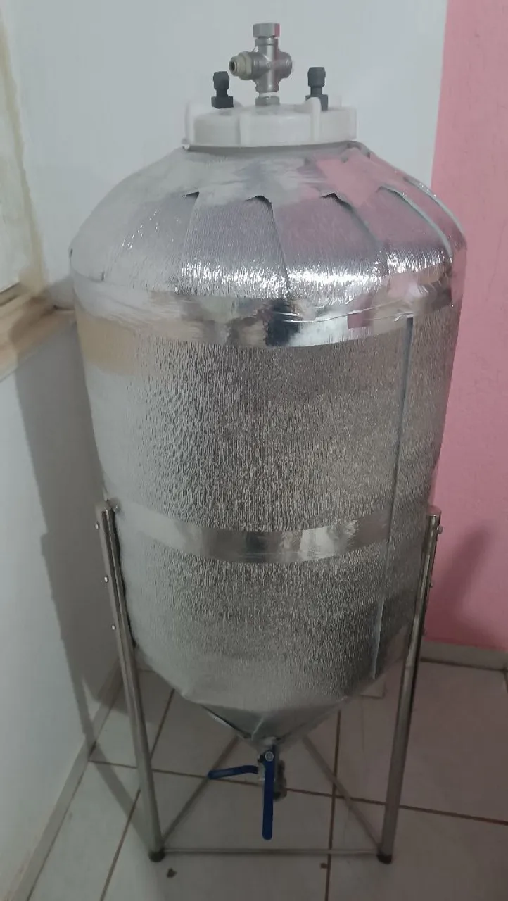 Fermentador Cônico 150L - Isolamento Térmic
