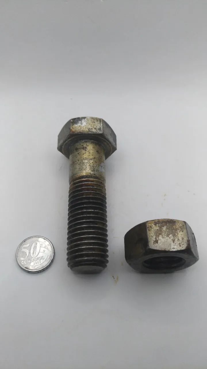 Parafuso Cab. Sextavado M24 x 80 8.8 A30 - Foto 3