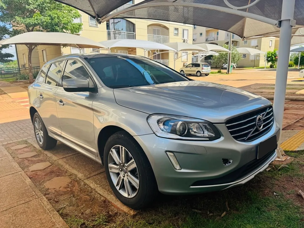 Volvo XC60 D5 kinetic DIESEL