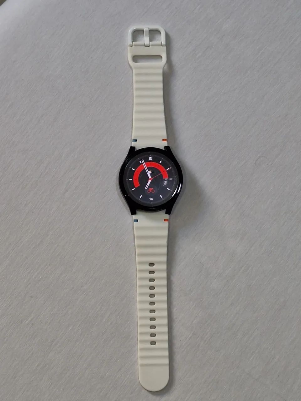 Vendo Linda Galaxy Watch 6 40mm Seminova Sem marca de uso Completa+ Case de brinde ainda  - Foto 4