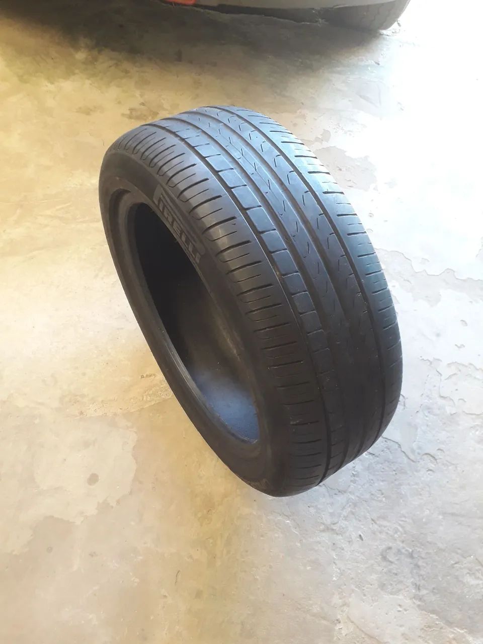 Pneu 225 50 r 18 - Foto 2