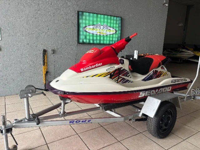 JET SKI - SEA DOO - 800 CC - 110HP