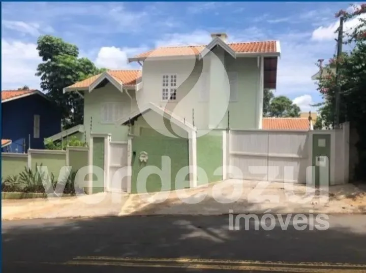 Sobrado com 4 Quartos e 3 banheiros à Venda em Barão Geraldo-Campinas.