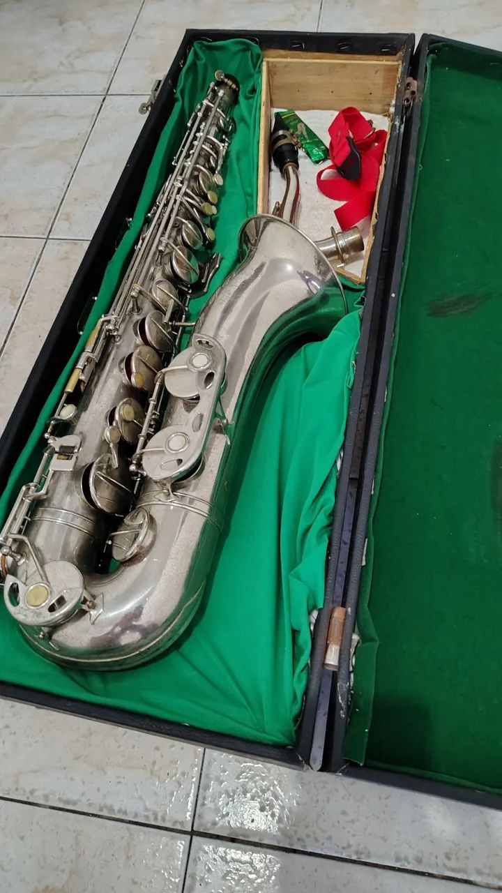 Saxofone tenor Galasso Prata - Excelente Estado - Foto 2