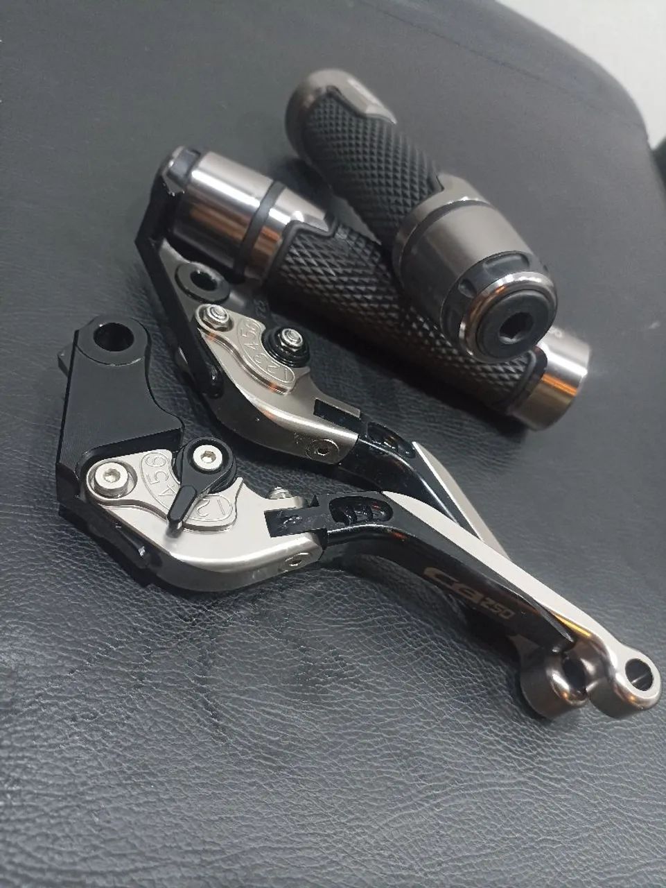 Kit Manetes Retráteis + Manoplas Esportivas CB 250 - Alumínio CNC<br> - Foto 4