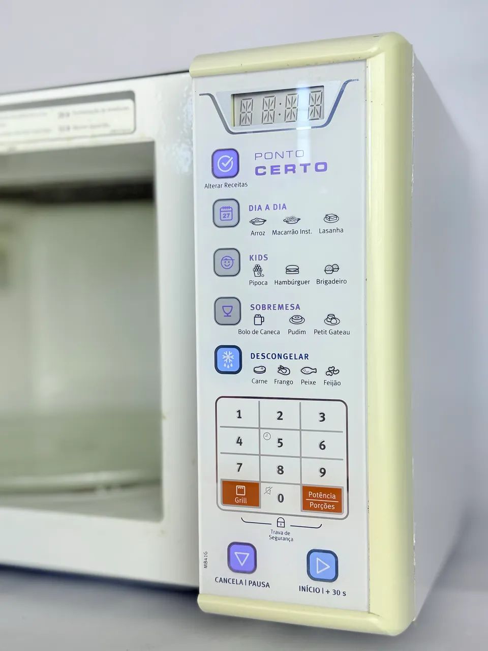 MICRO-ONDAS ELETROLUX 31 L _ ÓTIMO ESTADO - Foto 2