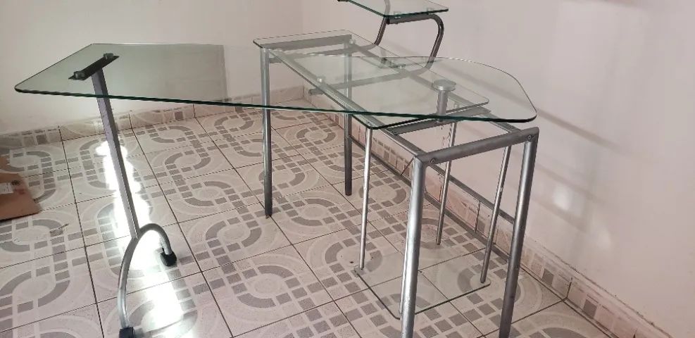 Mesa de trabalho422081135075010561