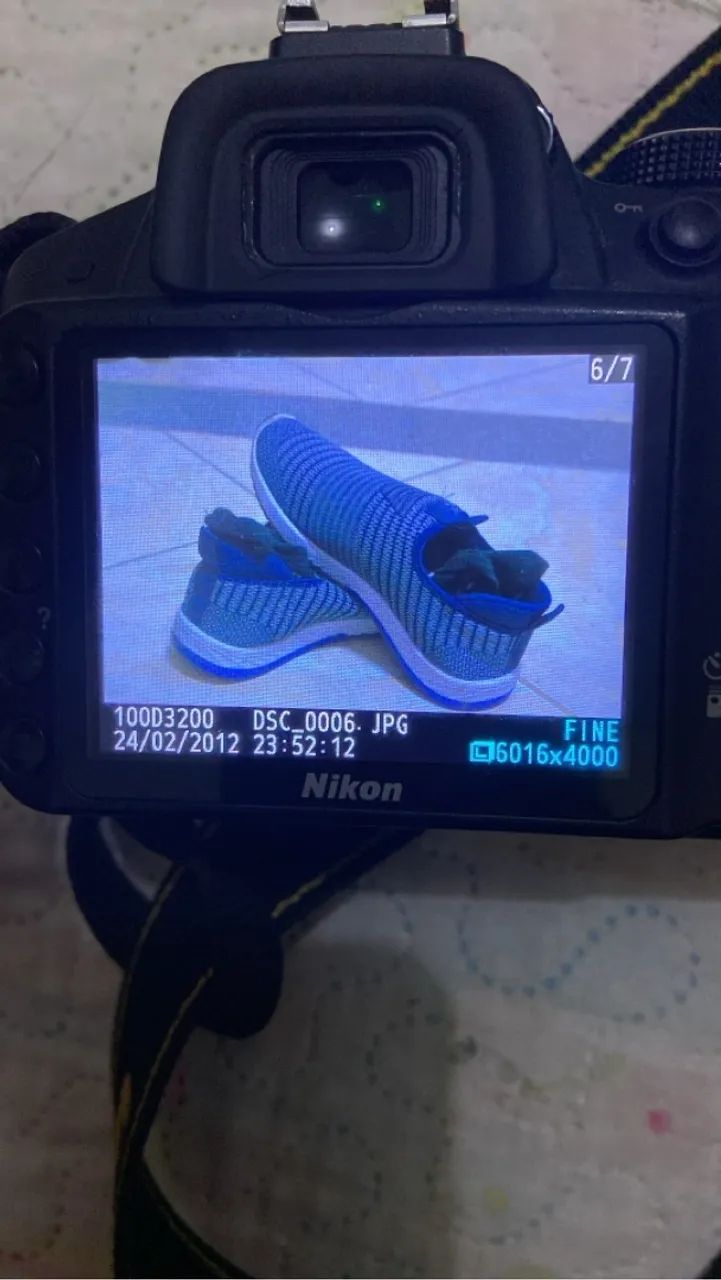 Lente Nikon AF-P DX NIKKOR 18-55mm - Foto 2