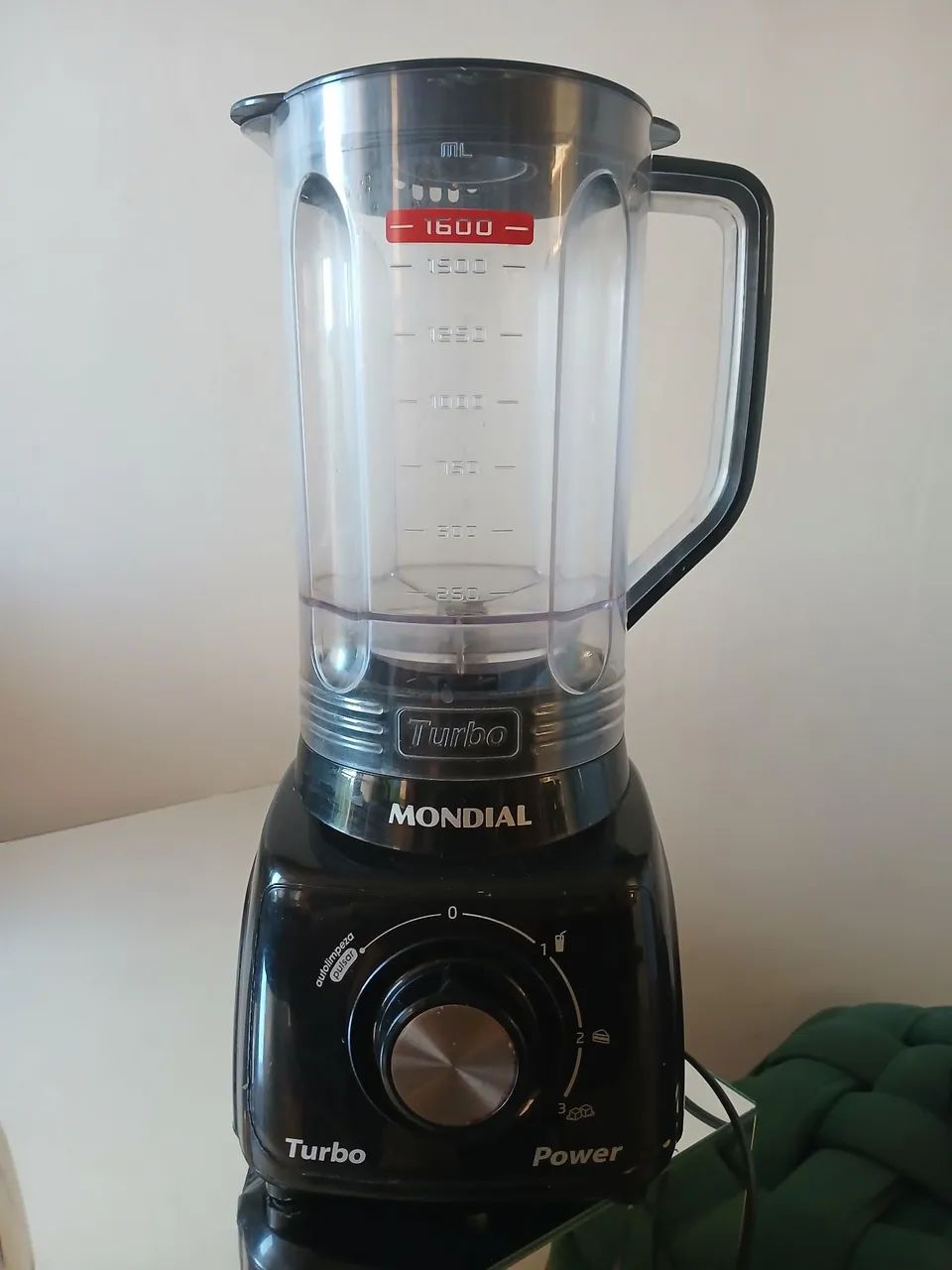 Liquidificador Mondial Turbo - Potente e Versátil