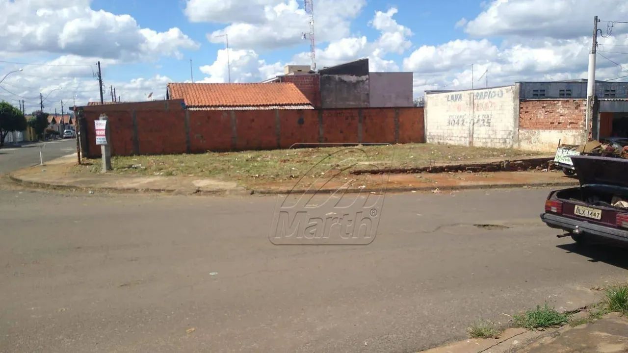 Excelente terreno comercial ou residencial medindo 222m², à venda no bairro Água Branca em