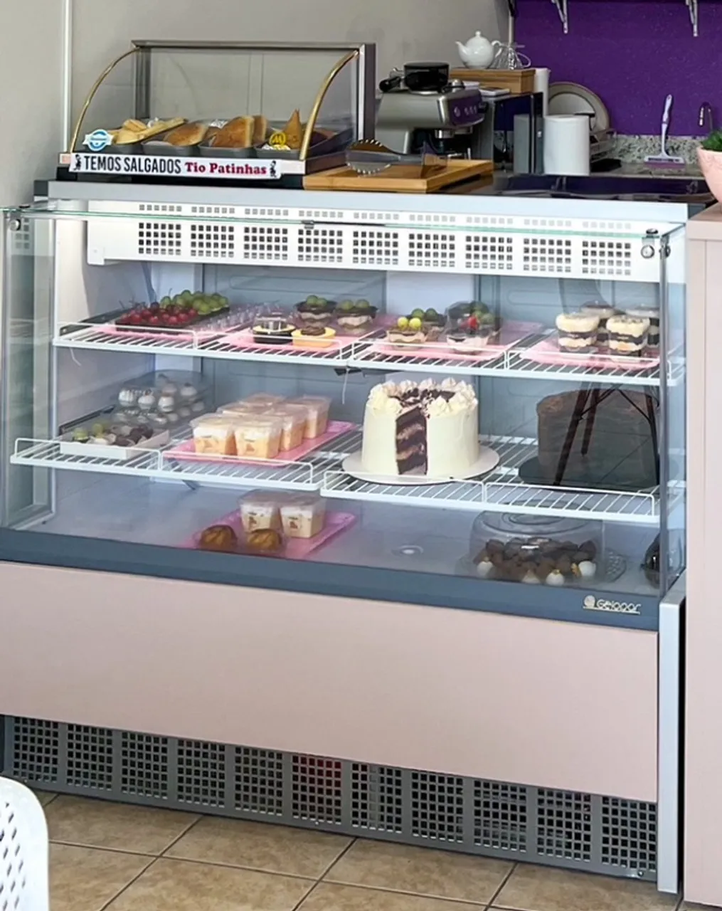 Vitrine Refrigerada Gelopar 1.40m