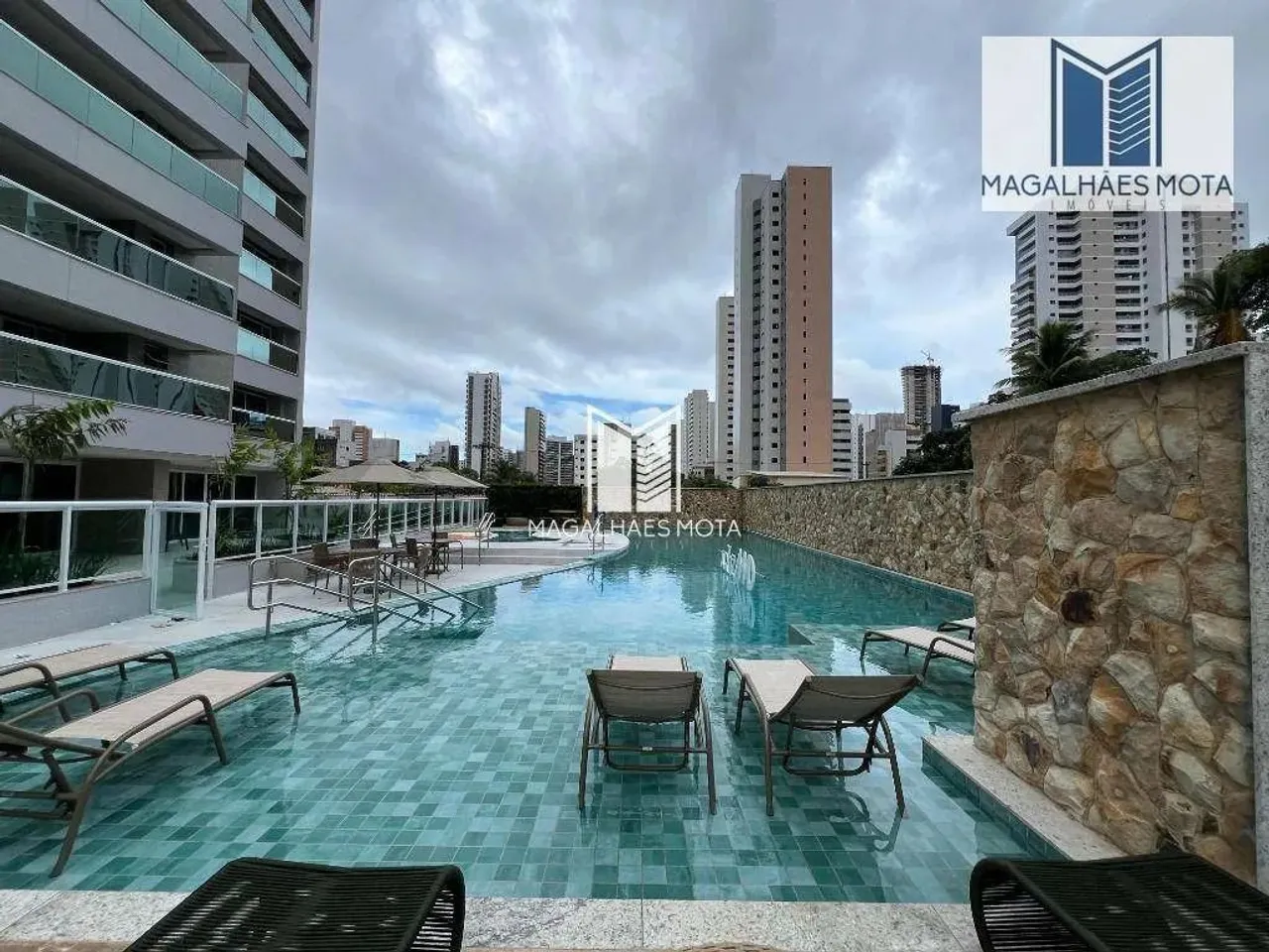 Apartamento Artiz Meireles com 4 dormitórios à venda, 188 m² por R$ 2.350.000 - Meireles -
