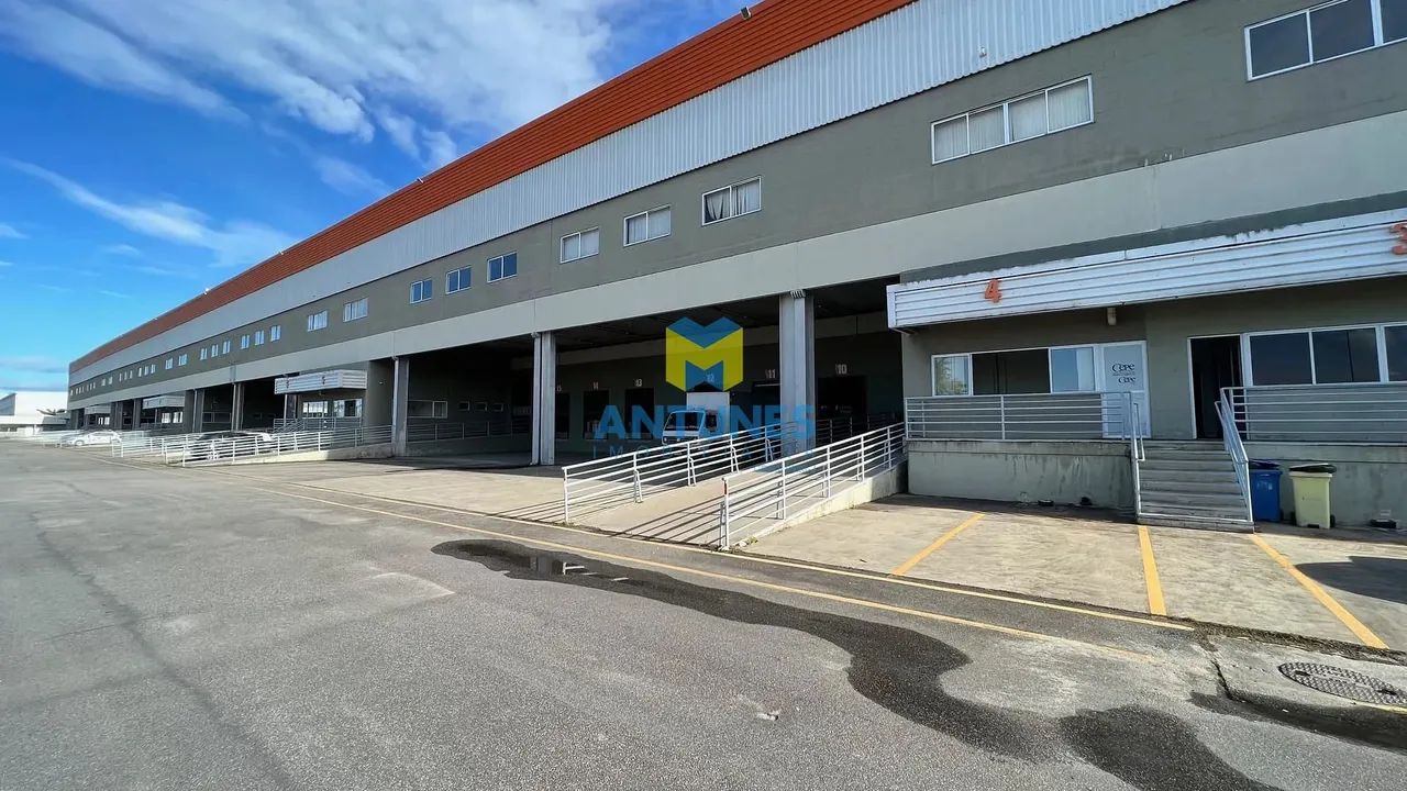 Alugue galpão com doca em condomínio 1.960m², Cabo de Santo Agostinho
