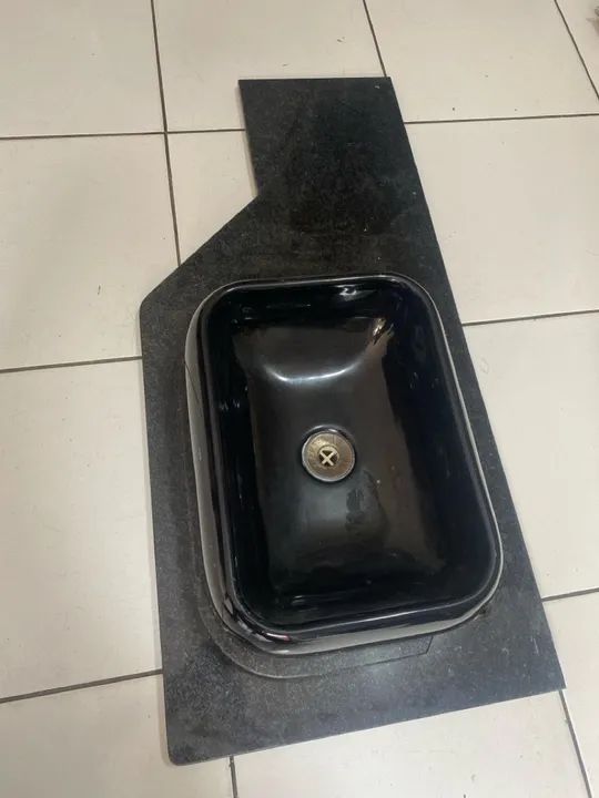 Pia de mármore granito com cuba embutida  - Foto 5