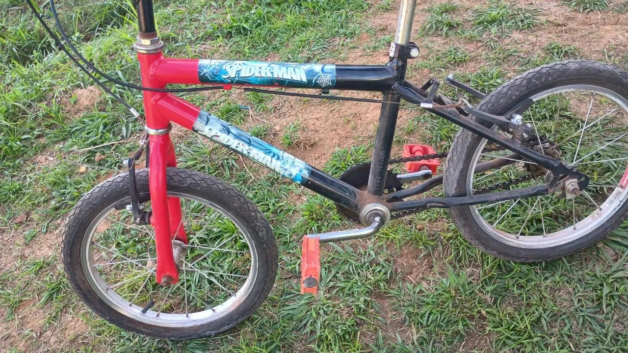 Bicicleta Infantil Spider-Man Aro 14 - Foto 2