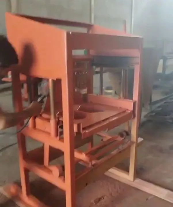 Máquina de Blocos de Concreto - Industrial - Foto 3