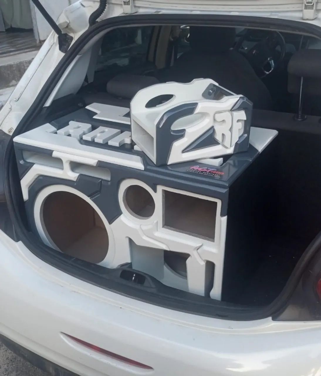 Trabalhamos na fabricaçao de projetos de Pequeno e Médio Porte,serviço automotivo 