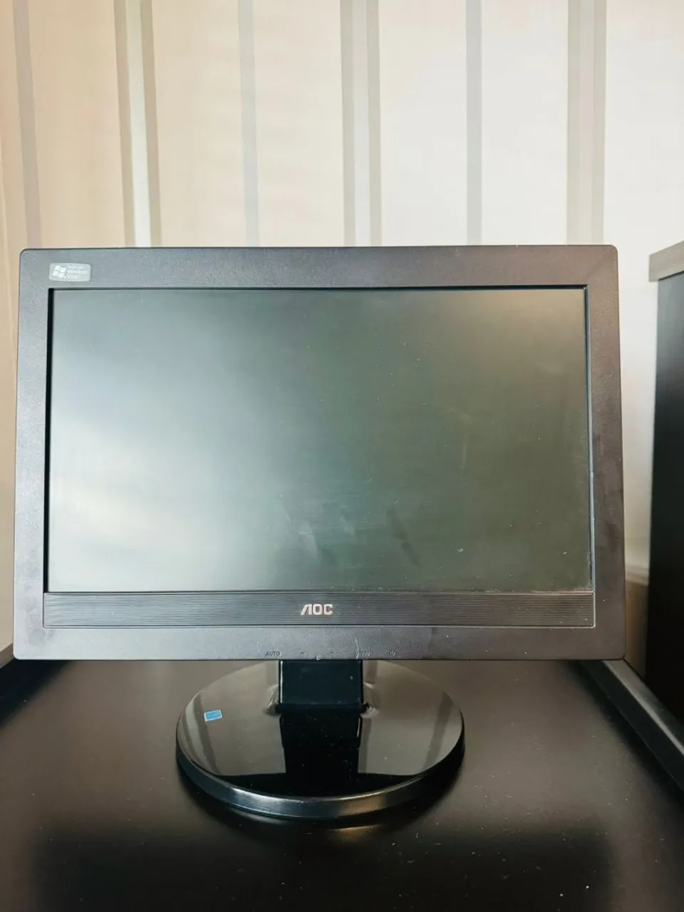 Monitor AOC 14 polegadas - ótimo estado!
