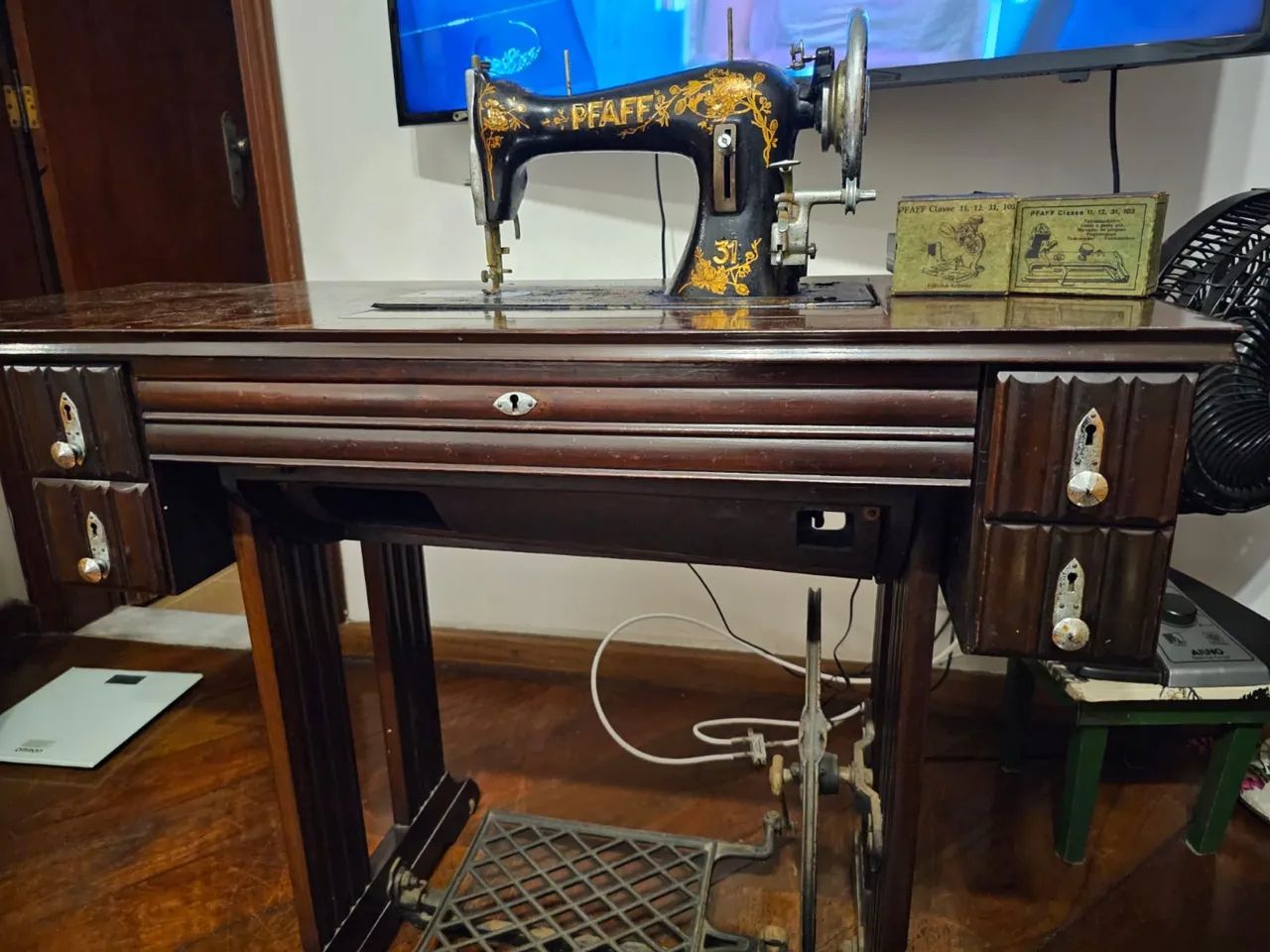 Máquina de costura Pfaff64304356712705120