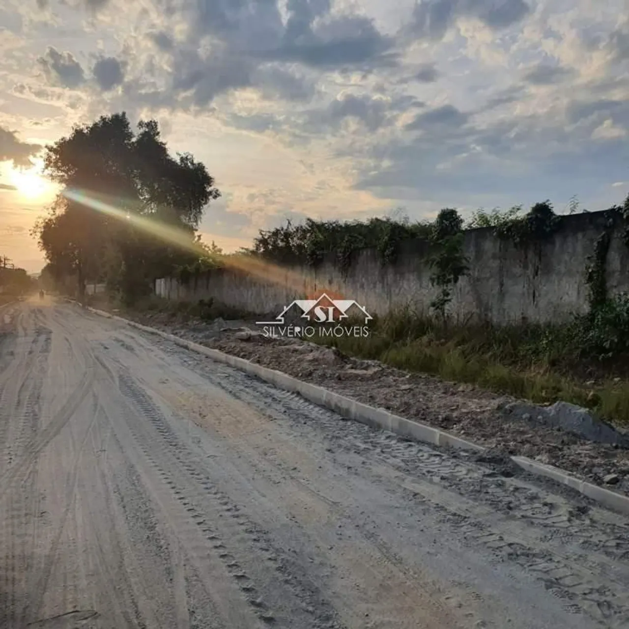 Sítio- Duque de Caxias, Centro