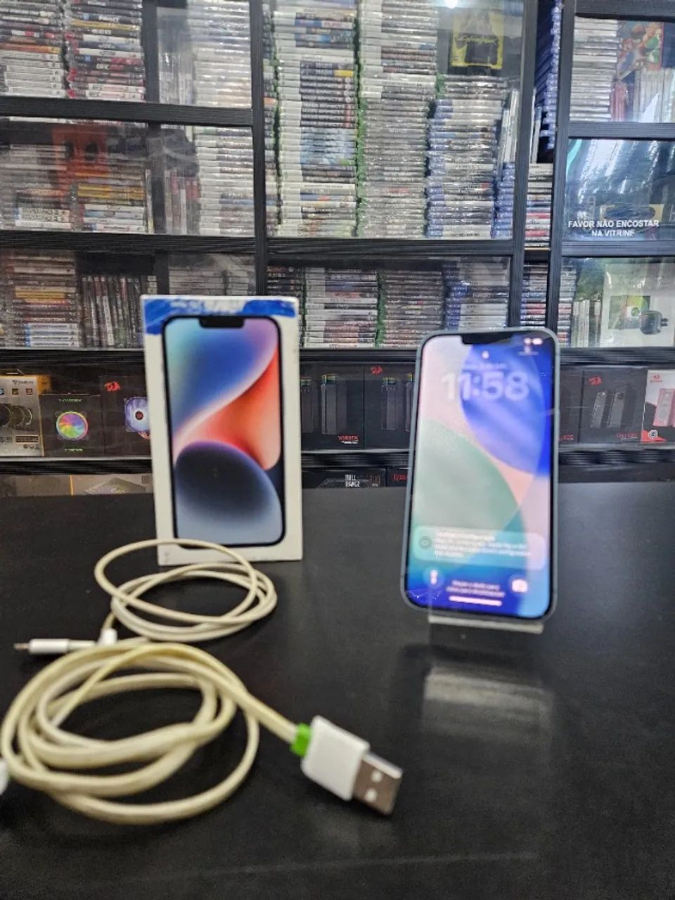 Celular Smartphone IPhone 14 Azul, 128GB Saúde da Bateria 84%