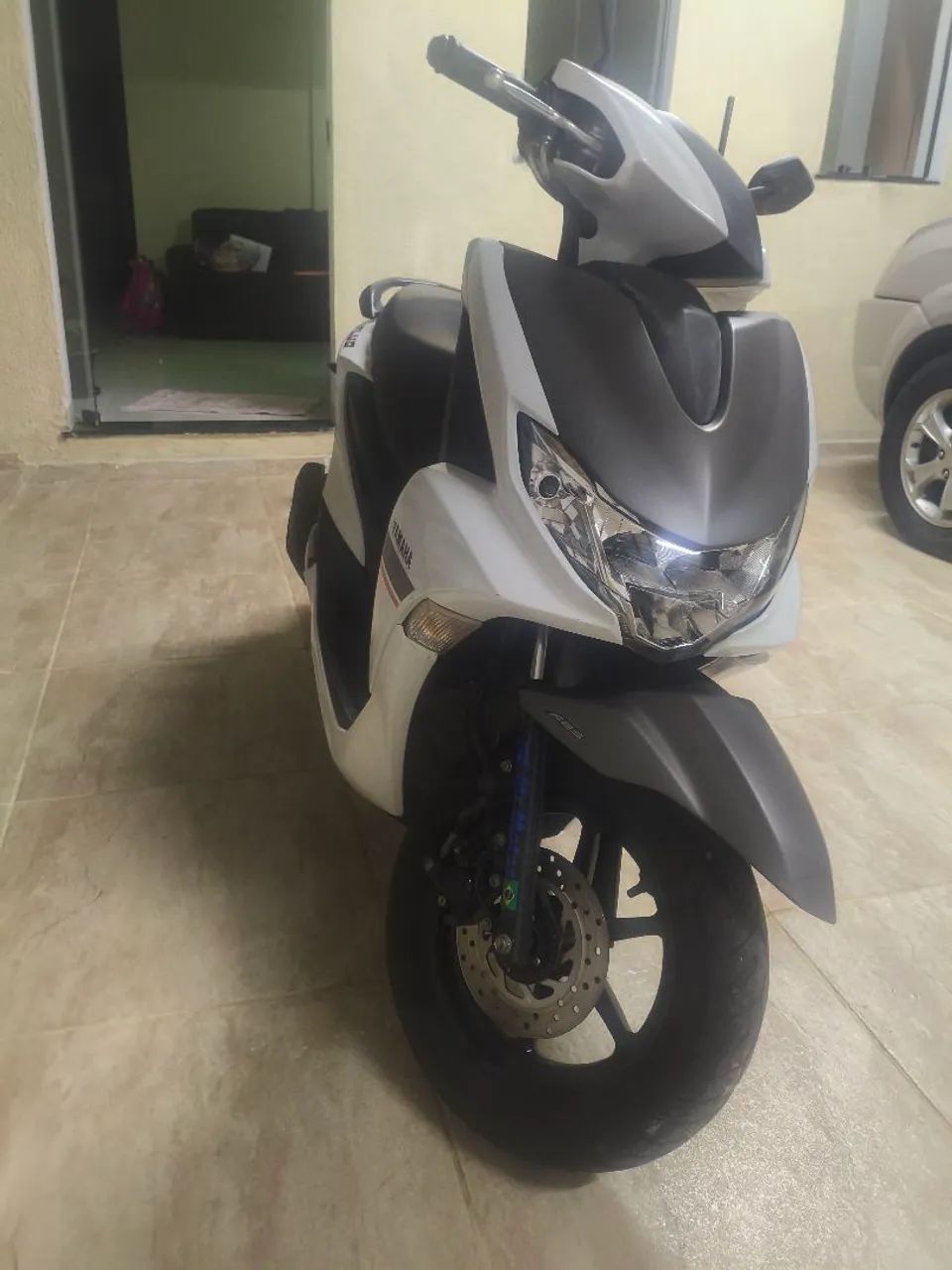 Yamaha fluo 2004/25 - Foto 2