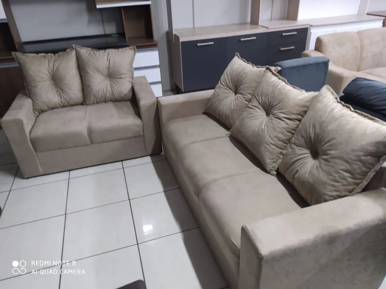 Sofá Yara de 2 e 3 lugares - Novo - Foto 3