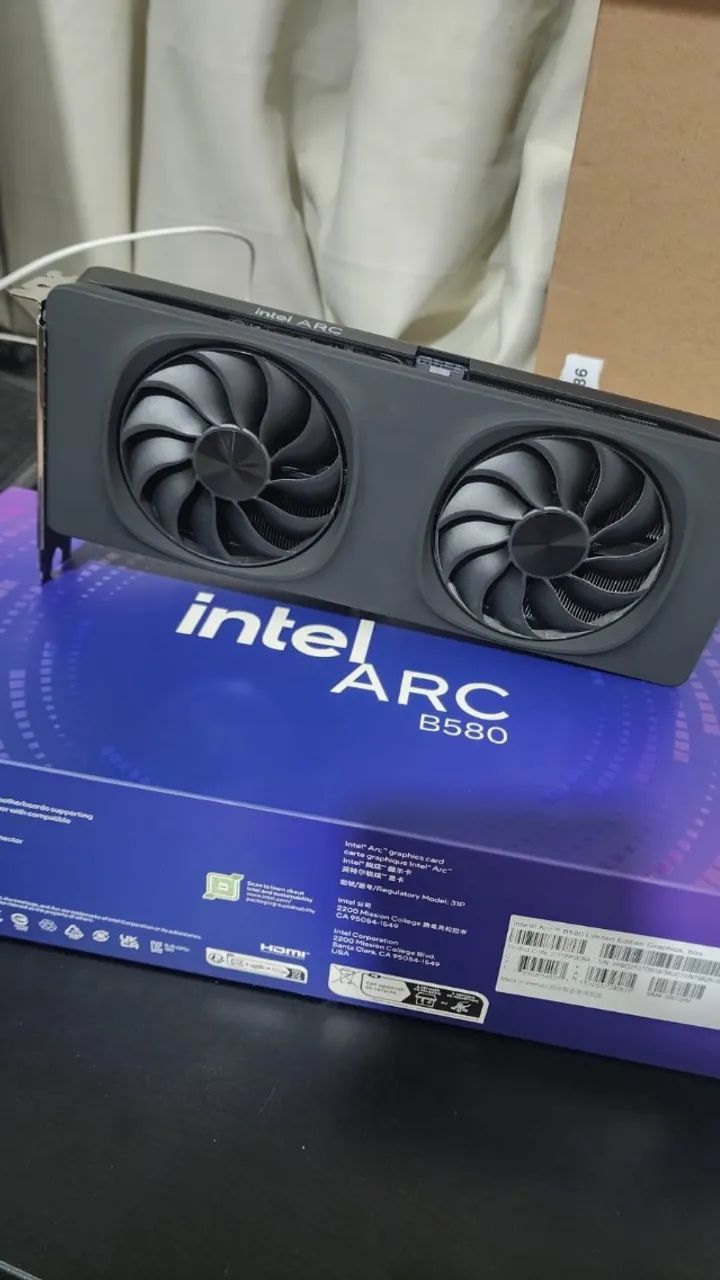 Placa de vídeo Intel Arc B580 12GB - Foto 4