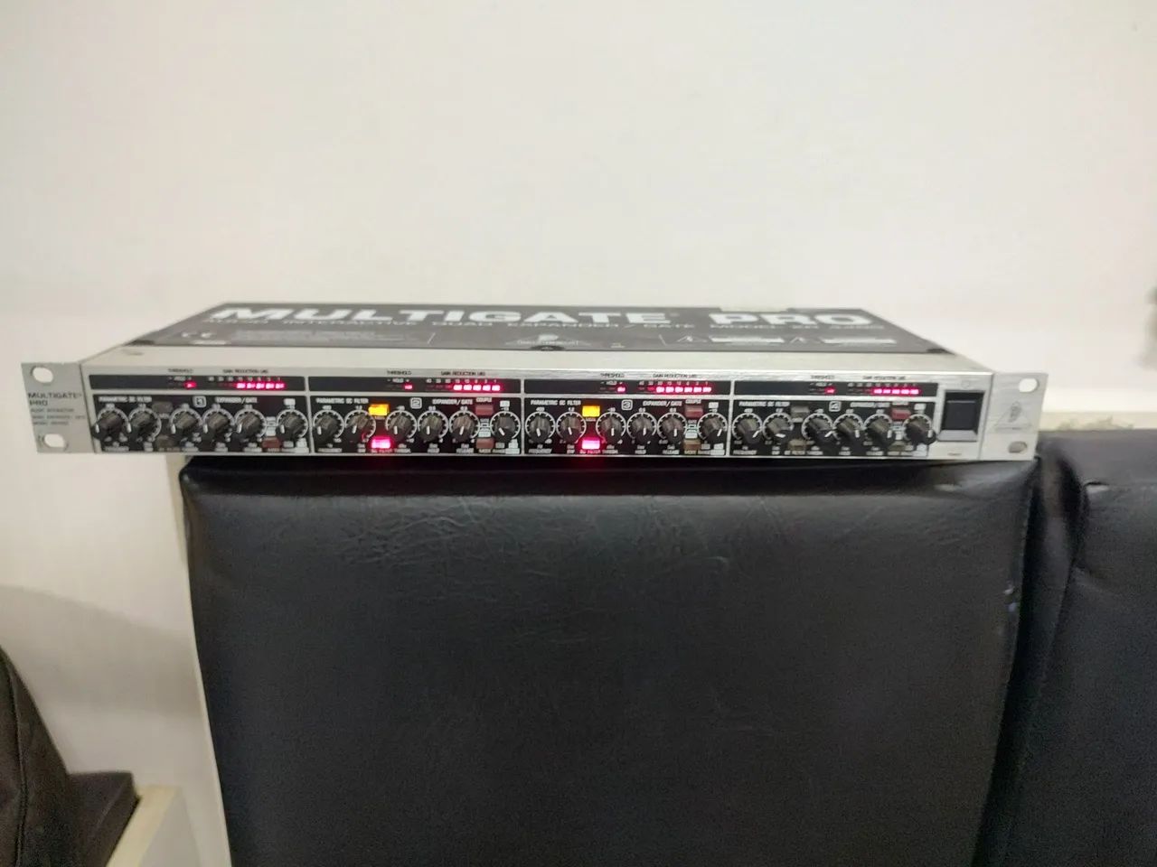 Behringer MultiGate Pro XR 4400