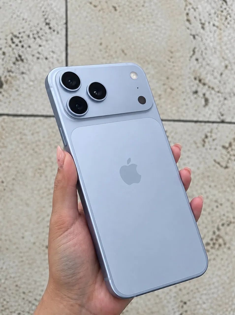 IPHONE 18 PRO MAX