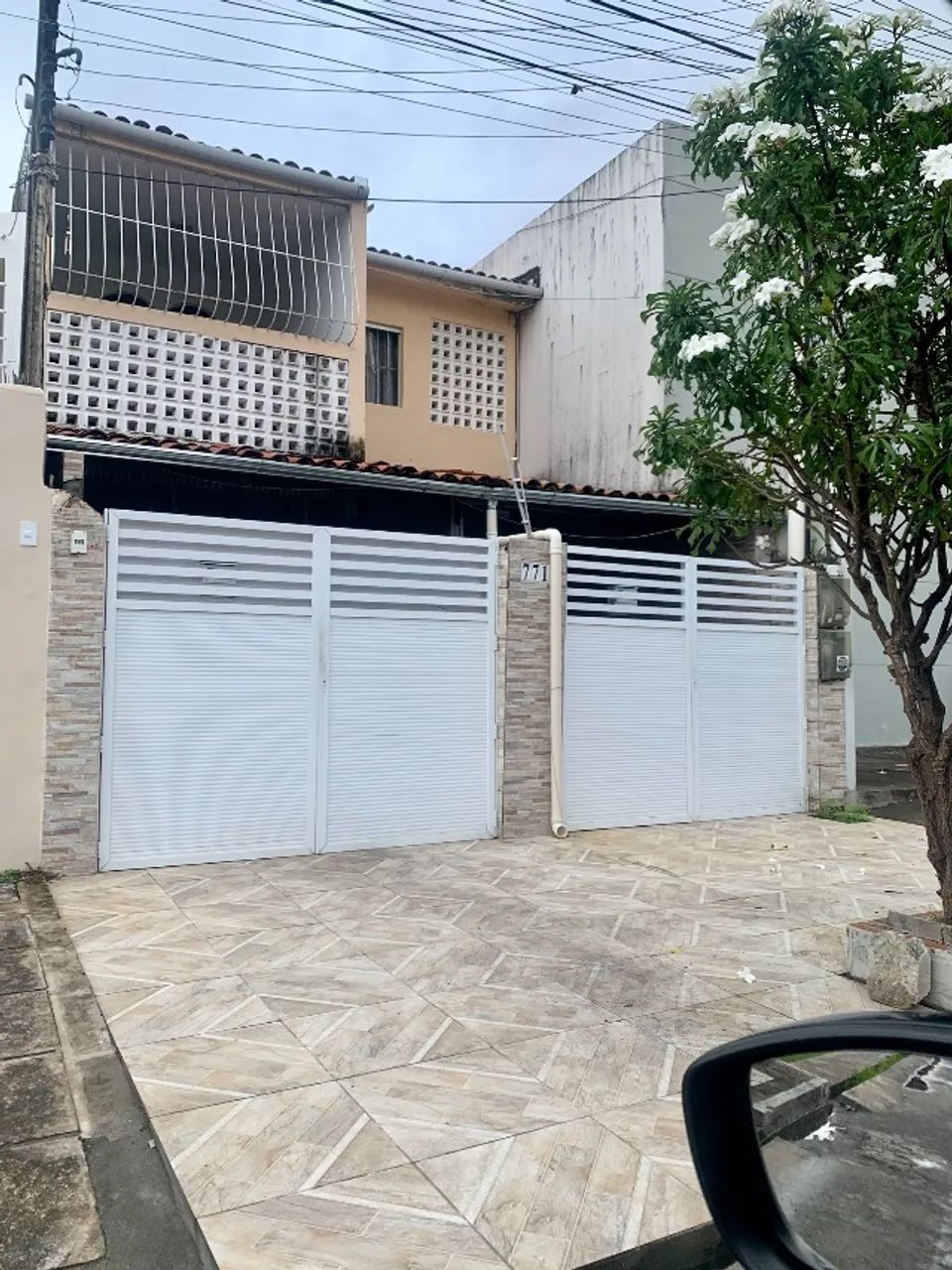 Alugo casa na jatiúca 