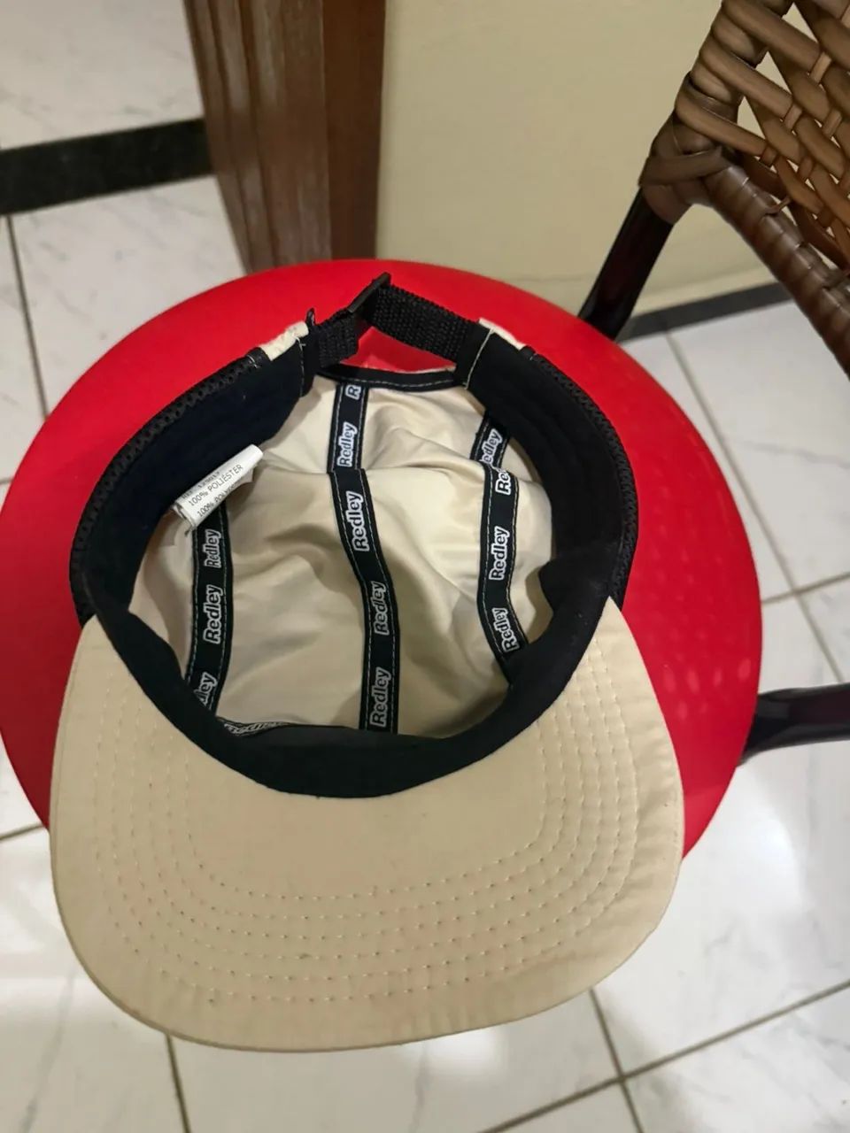 Vendo Boné Redley. Original  - Foto 2