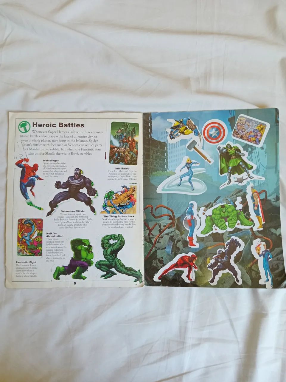 Álbum Glow in the Dark Marvel Heroes  - Foto 4