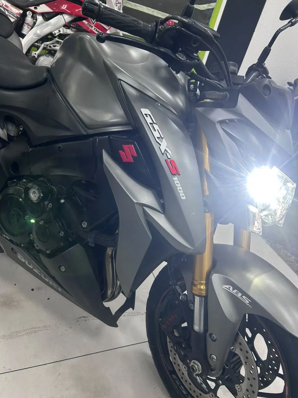 SUZUKI GSX S1000 ABS - Foto 2