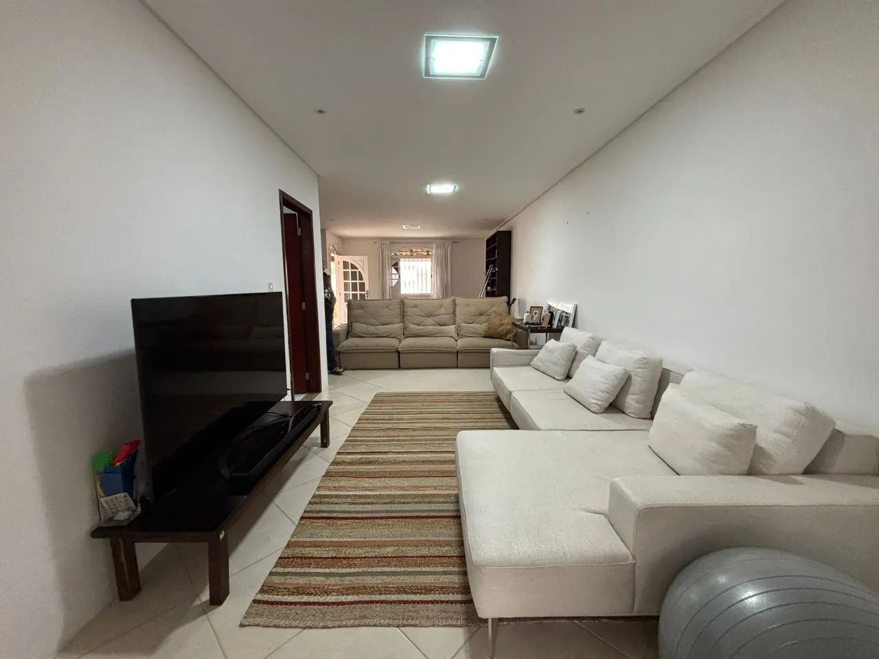 ALUGO CASA SUPER CONFORTÁVEL - Foto 4