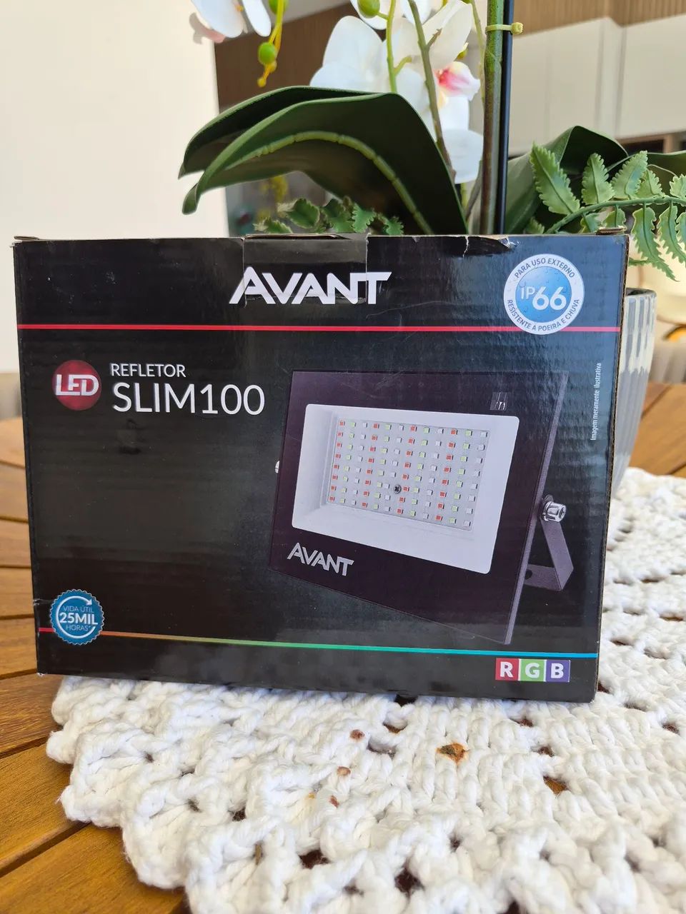 Refletor RGB 100w bivolt avant
