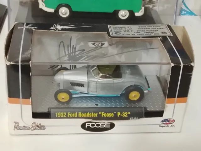 M2 Machines - 1932 Ford Roadster Foose P-32 Premium Edition Prata
